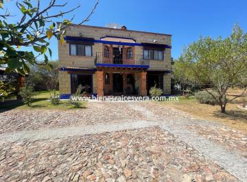 Casa de 12 habitaciones, Tequisquiapan · Conjunto de Casas en Venta en Tequisquiapan en La Tortuga. Rita