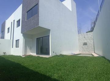 Casa · 165m² · Casa Sola Nueva en Venta con Alberca y Jardin en Lomas Trujillo, Emiliano Zapata Morelos