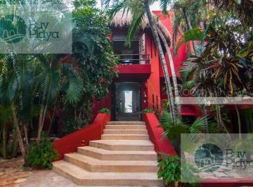 Casa de 7 habitaciones, Tulum · House in Akumal