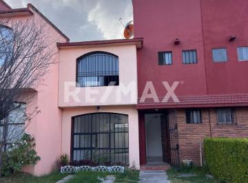 Casa en condominio · 122m² · 3 Recámaras · 2 Estacionamientos · Casa en Renta en Ex Hacienda San Jorge - (4)