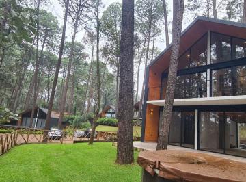Casa · 100m² · 3 Recámaras · 2 Estacionamientos · Casa en Venta - (4)