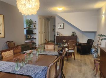 Casa · 430m² · 4 Recámaras · 3 Estacionamientos · Casa Dividida en 2 Viviendas Independientes en Venta en Las Águilas - (4)