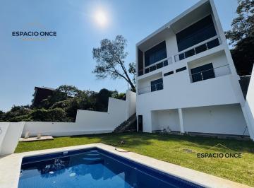 Casa · 381m² · 3 Recámaras · 3 Estacionamientos · Casa en Lomas de Tetela