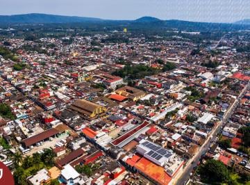 Terreno comercial , Coatepec · Estacionamiento con Local Comercial en Venta, en El Centro de Coatepec