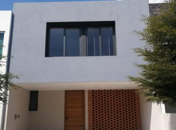 Casa de 3 habitaciones, San Pedro Tlaquepaque · Coto Providencia en Toluquilla