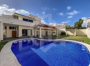 Casa · 580m² · 7 Recámaras · 5 Estacionamientos · Casa en Venta, Supermanzana 15
