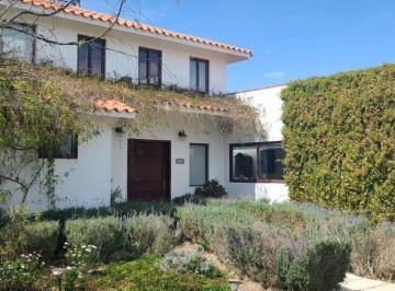 Casa · 471m² · 3 Recámaras · 2 Estacionamientos · Casa en Venta Club de Golf Pachuca Hidalgo