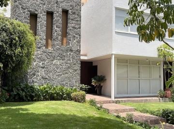 Casa · 539m² · 6 Recámaras · 2 Estacionamientos · Casa en Venta en San Jerónimo Lídice