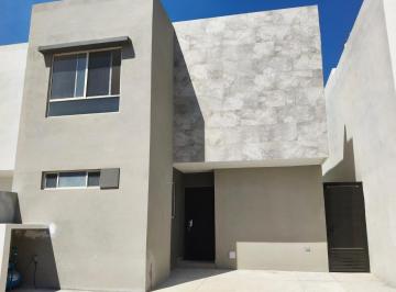 Casa de 3 habitaciones, Saltillo · Casa en Renta en Residencial Cantabria