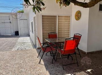 Casa · 122m² · 2 Recámaras · 2 Estacionamientos · Casa en Venta en Colonia Bugambilias Jiutepec