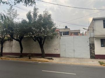 Casa de 5 habitaciones, Xochimilco · Venta de Amplia Casa con Terreno en Xochimilco