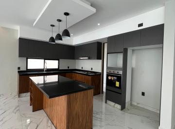 Casa de 4 habitaciones, Benito Juárez · Casa 320 m² con 4 Recámaras en Venta en Vía Cumbres