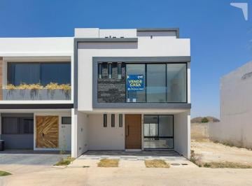 Casa · 190m² · 3 Recámaras · Casa #62 Alicante