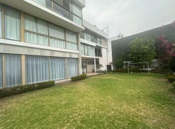 Casa · 636m² · 4 Recámaras · 2 Estacionamientos · Casa en Venta en Lomas de Tecamachalco (M&sup2;c353)