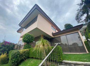 Casa · 350m² · Casa en Venta en Bosques de Las Lomas (M&sup2;c342)