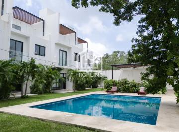 Casa · 132m² · 3 Recámaras · 1 Estacionamiento · Casa en Venta, Tulum, 3 Habitaciones, 3 Baños y 1/2, Terraza