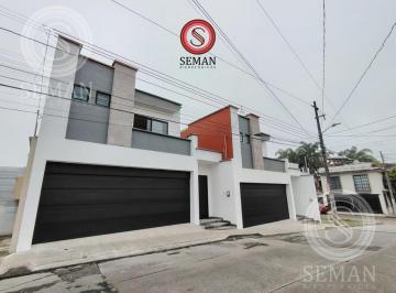 Casa · 229m² · 3 Recámaras · 2 Estacionamientos · Venta Casa Nueva en Venta Cerca a Plaza Cerritos y Plaza Valle