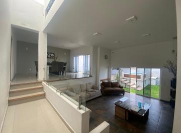 Casa de 3 habitaciones, Cuernavaca · Moderna Casa con Seguridad
