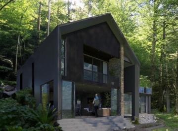 Casa · 425m² · 4 Recámaras · 5 Estacionamientos · Casa - Tapalpa