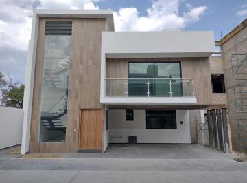 Casa de 4 habitaciones, Metepec · Casa en Venta Metepec Llano Grande