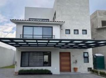 Casa de 3 habitaciones, Metepec · Casa en Venta Metepec Centro