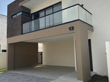 Casa · 212ha · 3 Recámaras · 2 Estacionamientos · Casa en Punta Tiburón