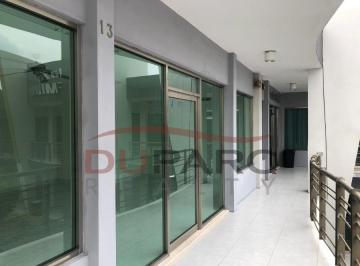 Local comercial , Carmen · Local 46 m² en Plaza Comercial [l13]