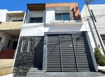 Casa de 3 habitaciones, Monterrey · Casa en Renta en Monterrey Zona Carretera Nacional
