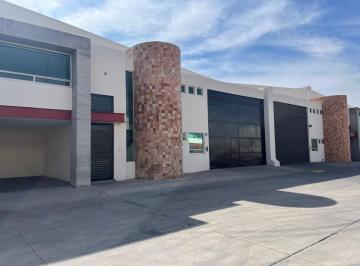 Bodega comercial · 10325m² · 1 Estacionamiento · Bodega / Nave Industrial en Renta en León
