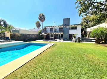 Casa de 4 habitaciones, Cuernavaca · Casa en Fraccionamiento Provincias de Canadá