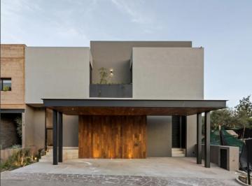 Casa en condominio de 4 habitaciones, Querétaro · Venta Casa Altozano Fogata Queretaro