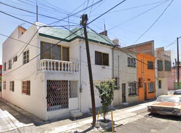 Casa de 2 habitaciones, Azcapotzalco · Remato Casa en Calle Begonias, Col. Nueva Santa Maria, Azcapotzalco, Cdmx.