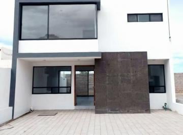 Casa en condominio · 188m² · 5 Recámaras · 2 Estacionamientos · Casa en Venta en Cañadas del Arroyo, Queretaro, Queretaro