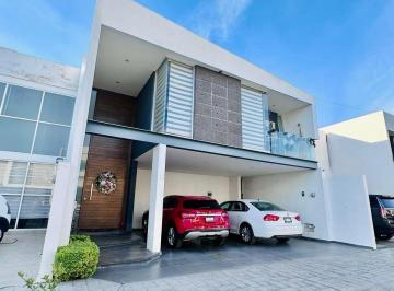 Casa en condominio · 273m² · 4 Recámaras · PH - Maravillas