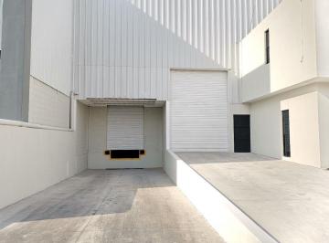 Nave industrial , Tlajomulco de Zúñiga · Salida a Colima Renta de 3 Bodegas Parque 1,800 m², 1000 m², 700 m²