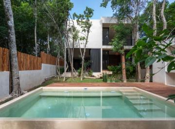 Casa · 326m² · 4 Recámaras · 2 Estacionamientos · House in Akumal