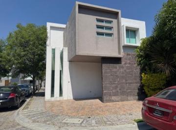 Casa de 3 habitaciones, San Andrés Cholula · Casa en Venta Parque Campeche, Lomas de Angelópolis, Puebla (Amueblada, Esquina)