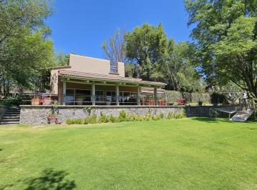 Terreno / Lote · 220m² · Terreno de 180 m² en Exclusivo Fraccionamiento Corregidora Alta