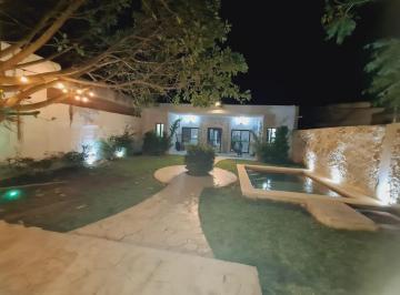Casa de 2 habitaciones, Izamal · Casa en Renta en Izamal
