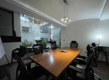 Sala de juntas · Oficinas en Renta a Cuadras de Expo Guadalajara