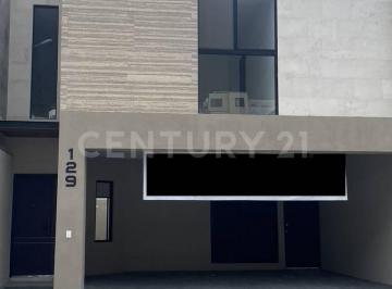 Casa · 290m² · 4 Recámaras · 2 Estacionamientos · Casa en Venta en Cumbres Elite Premier en Garcia Fracc. Pirineos