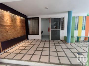 Edificio · 878m² · 20 Recámaras · 6 Estacionamientos · Rento Edificio con Amplios Espacios, Multiples Salones en Av Chichen Itza, Cancun, Centro