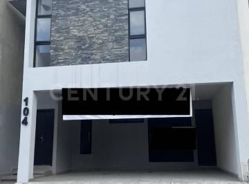 Casa · 312m² · 4 Recámaras · 2 Estacionamientos · Casa en Venta en Cumbres Elite Premier en Garcia Fracc. Pirineos