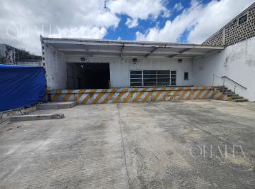 Local comercial · 1000m² · 5 Estacionamientos · Local en Región 97