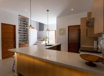 Casa en condominio de 3 habitaciones, Valle de Bravo · Casa en Venta, Avandaro, Valle de Bravo.