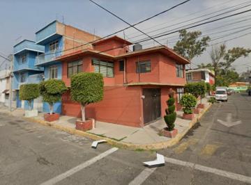 Casa de 3 habitaciones, Gustavo A. Madero · Casa en Venta en Residencial Zacatenco en La Delegacion Gustavo a Madero