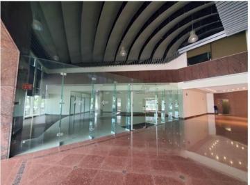 Oficina · 383m² · 13 Estacionamientos · Oficina en Renta en Torre Kio