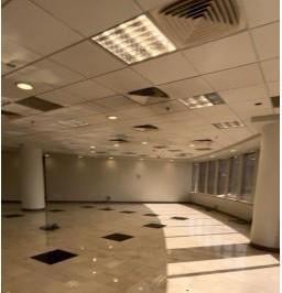Oficina · 557m² · 13 Estacionamientos · Oficina en Renta en Torre Kio