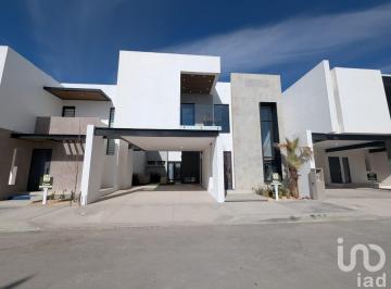 Casa · 231m² · 3 Recámaras · 2 Estacionamientos · Casa Nueva en Venta Cd. Juarez Mod. Elikia