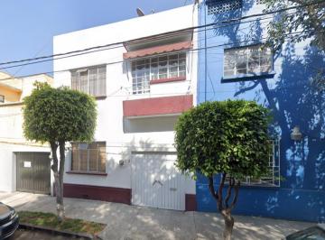 Casa de 3 habitaciones, Cuauhtémoc · Casa en Venta, en Misantlan, Roma Sur, Cuauhtémoc